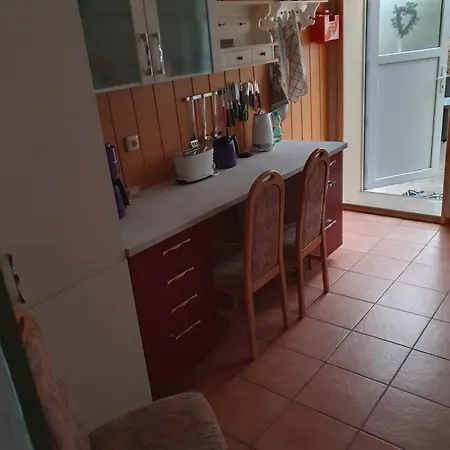 Mahler Wir Sind Guenstig, Zwischen Wittenberge, Perleberg, Kyritz, Heiligengrabe, Pritzwalk, Putlitz, Wittstock, , An Der A 24 Lägenhet