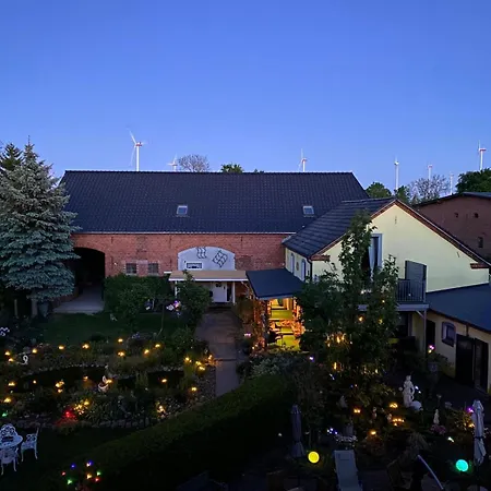 Mahler Wir Sind Guenstig, Zwischen Wittenberge, Perleberg, Kyritz, Heiligengrabe, Pritzwalk, Putlitz, Wittstock, , An Der A 24 Lägenhet *