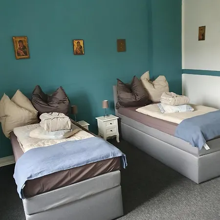 Mahler Wir Sind Guenstig, Zwischen Wittenberge, Perleberg, Kyritz, Heiligengrabe, Pritzwalk, Putlitz, Wittstock, , An Der A 24 Lägenhet *