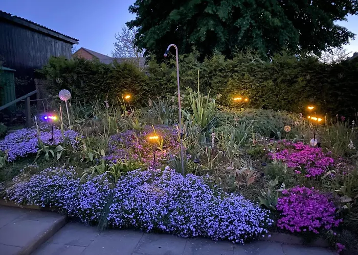 Mahler Wir Sind Günstig, Zwischen Wittenberge, Perleberg, Kyritz, Heiligengrabe, Pritzwalk, Putlitz, Wittstock, , An Der A 24 Kuhbier (Gross Pankow)