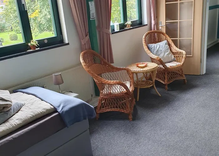 Mahler Wir Sind Günstig, Zwischen Wittenberge, Perleberg, Kyritz, Heiligengrabe, Pritzwalk, Putlitz, Wittstock, , An Der A 24 Apartment Kuhbier (Gross Pankow)