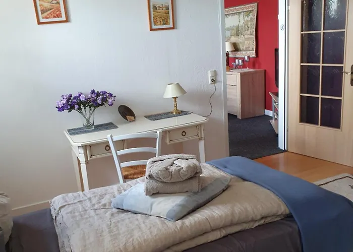 Apartment Mahler Wir Sind Günstig, Zwischen Wittenberge, Perleberg, Kyritz, Heiligengrabe, Pritzwalk, Putlitz, Wittstock, , An Der A 24 Kuhbier (Gross Pankow)